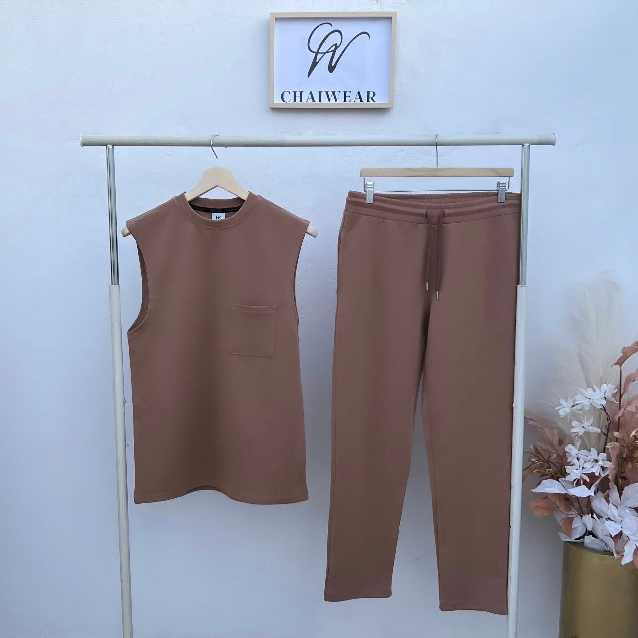 Complet Pantalon et débardeur avec poche couleur Marron en coton lourd 320 g